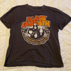 small hollister black sabbath shirt